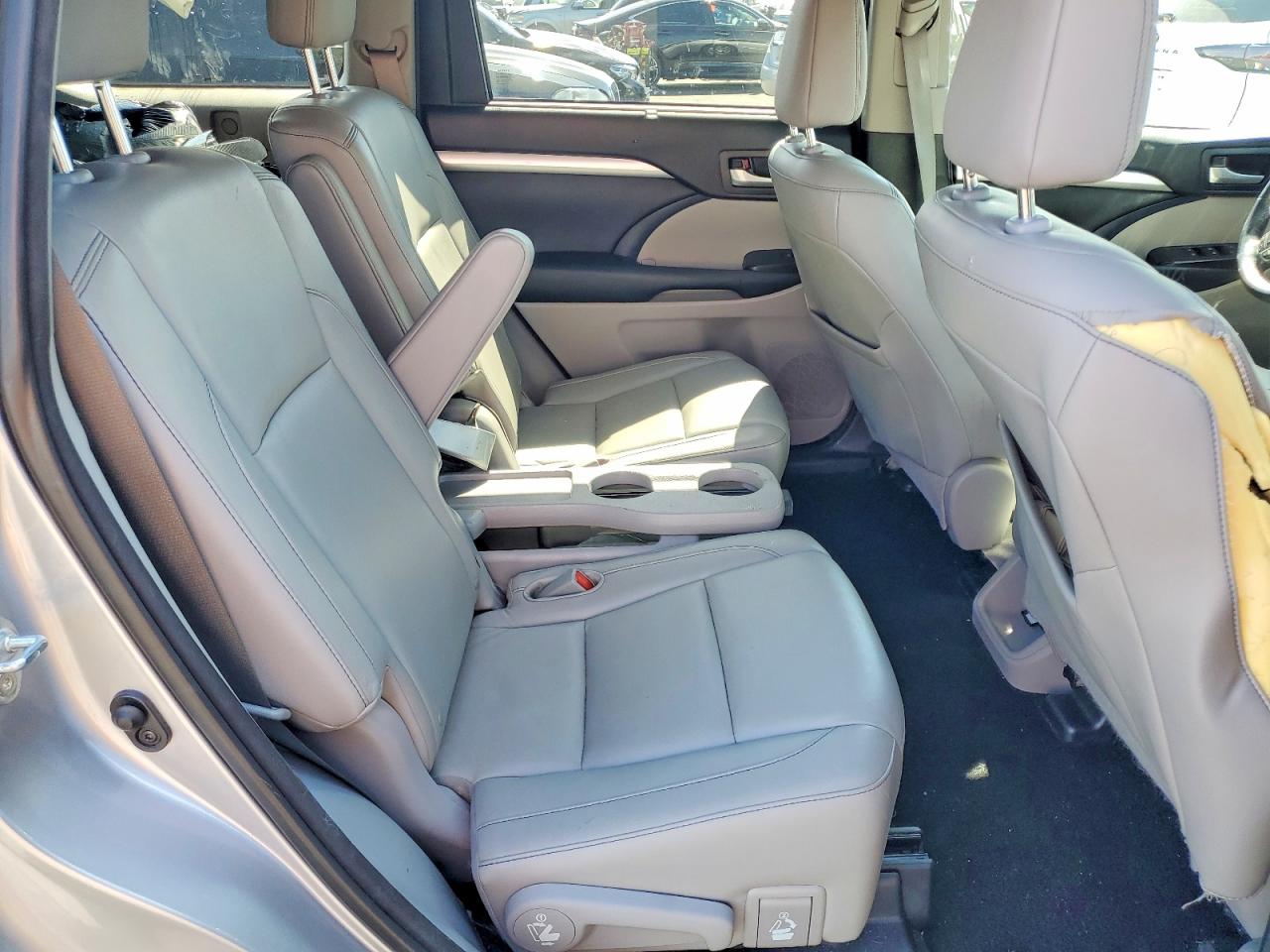 Toyota Highlander Xle