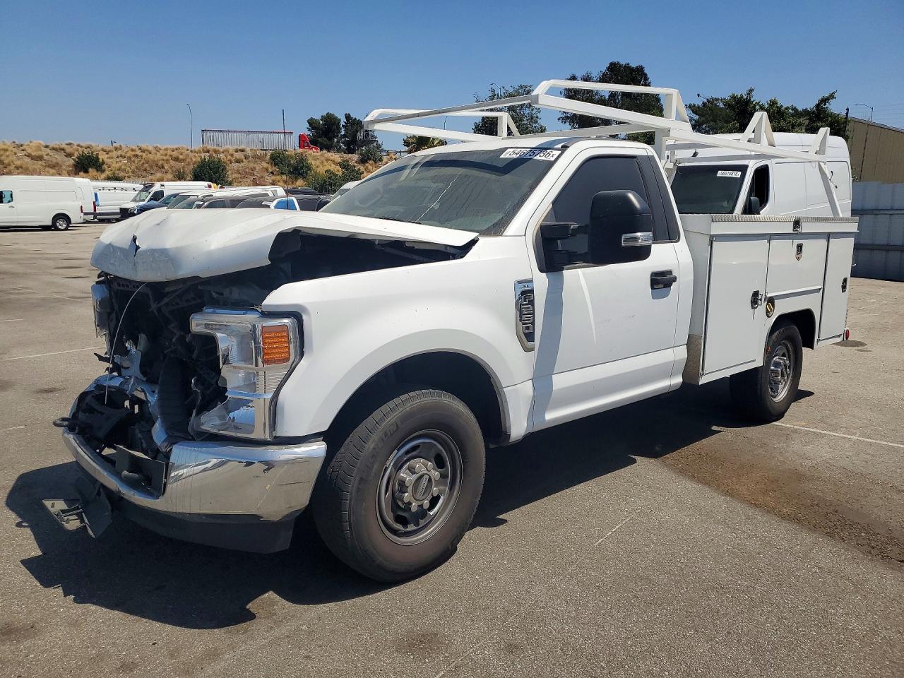 Salvage Ford F-250 Image