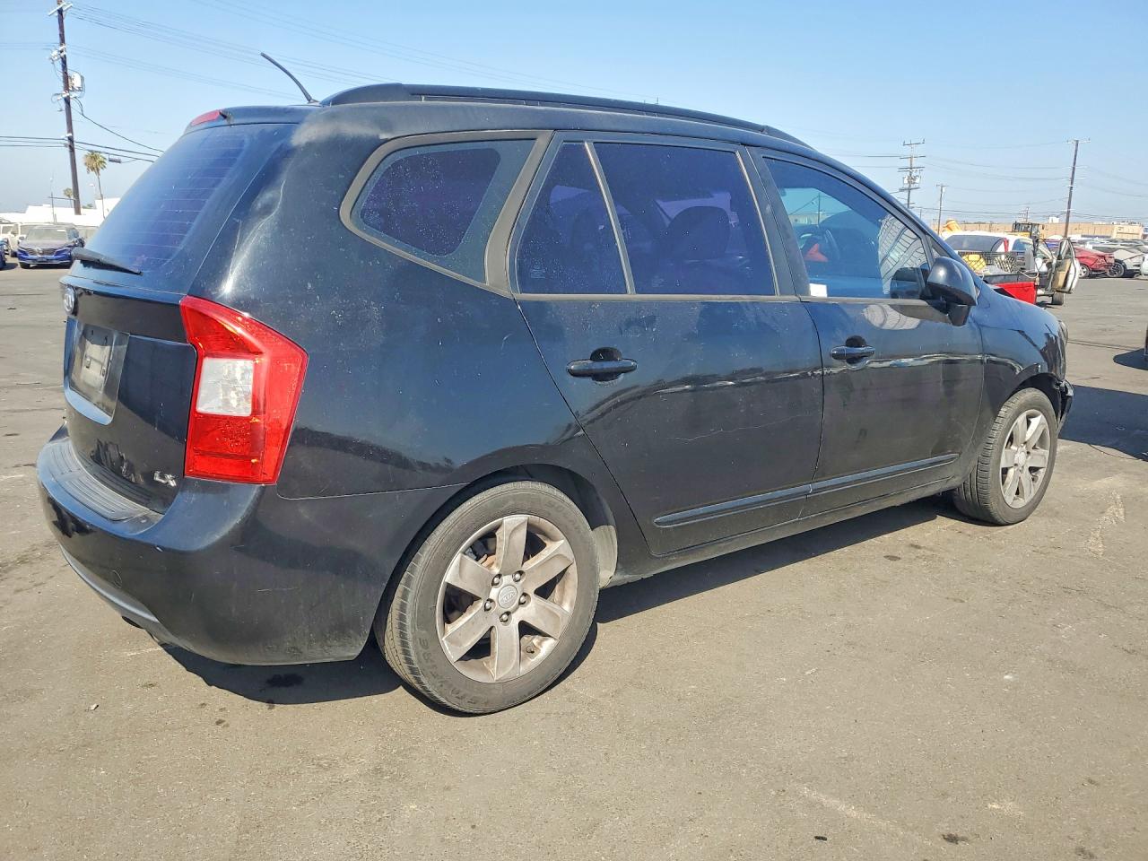 Kia Rondo Lx