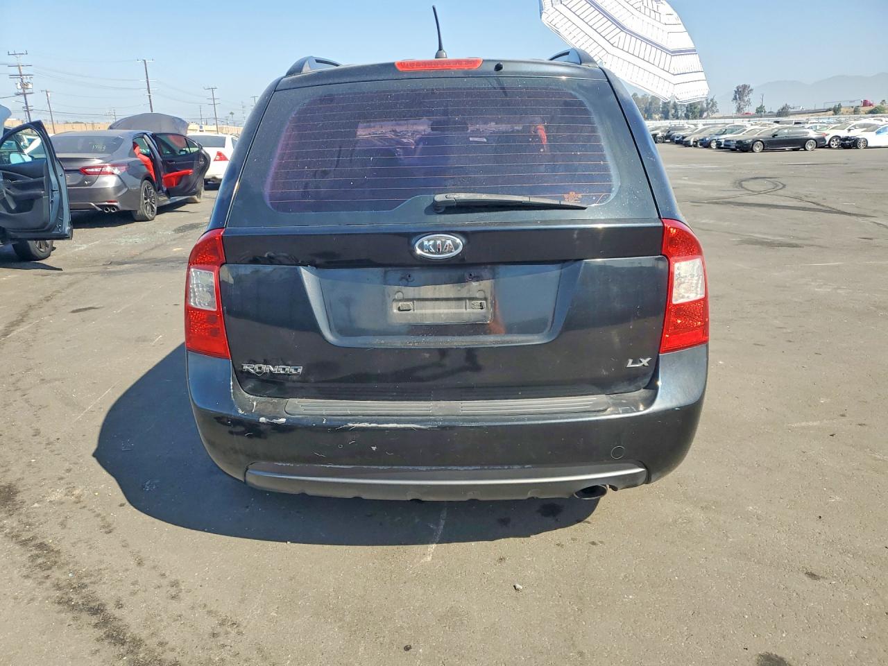 Kia Rondo Lx