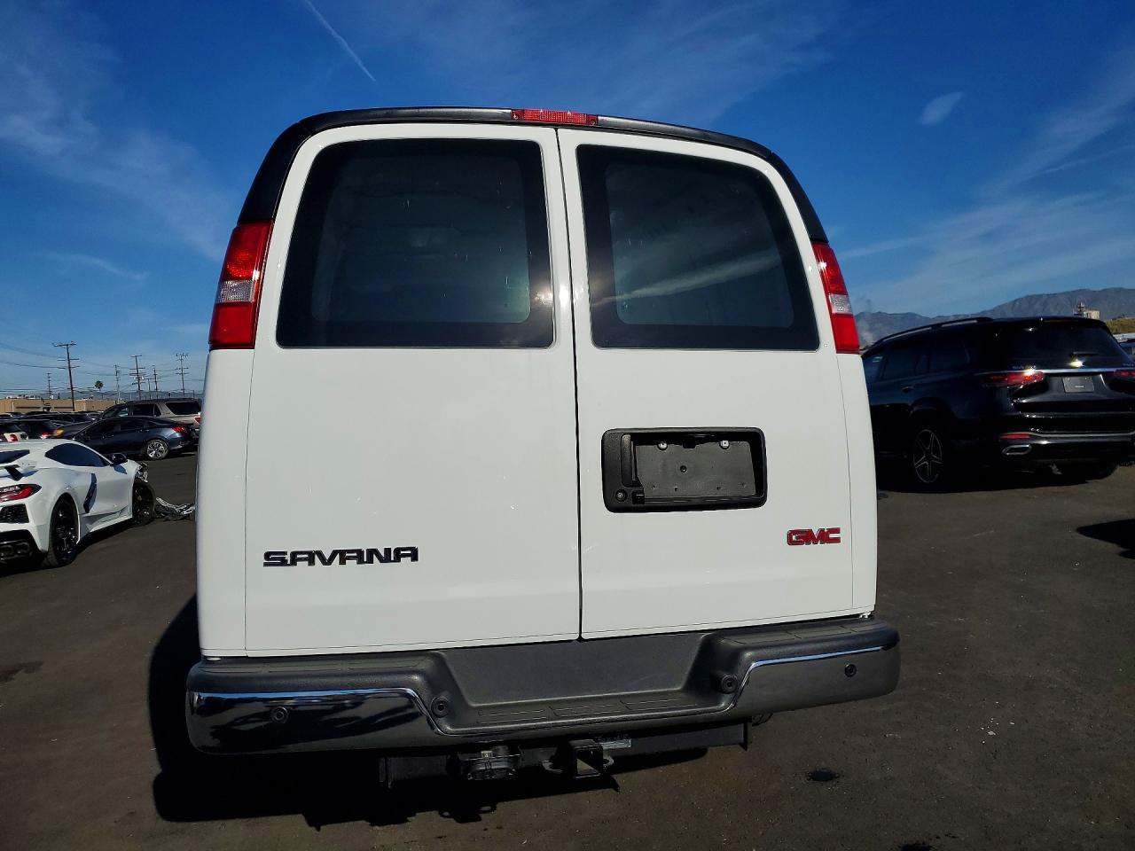GMC Savana G3500