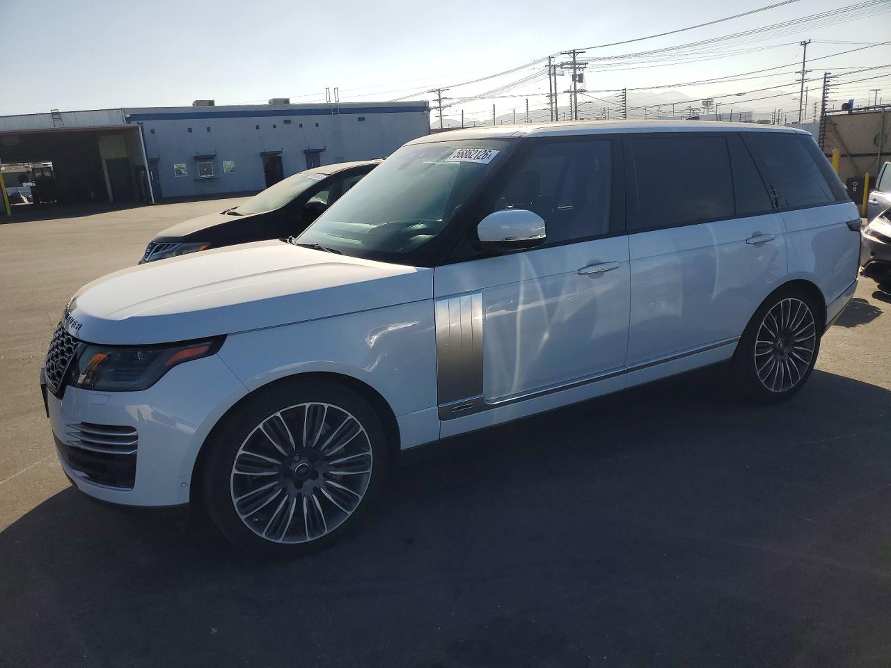 Salvage Land Rover Range Rover Image