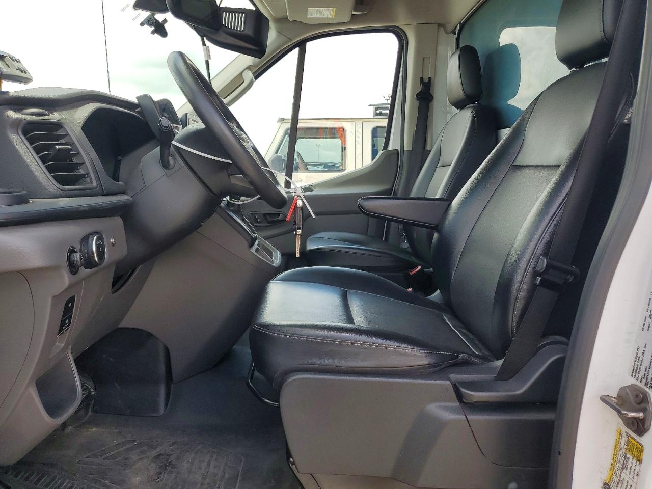 Ford Transit T-350