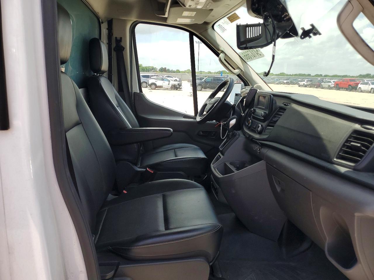 Ford Transit T-350