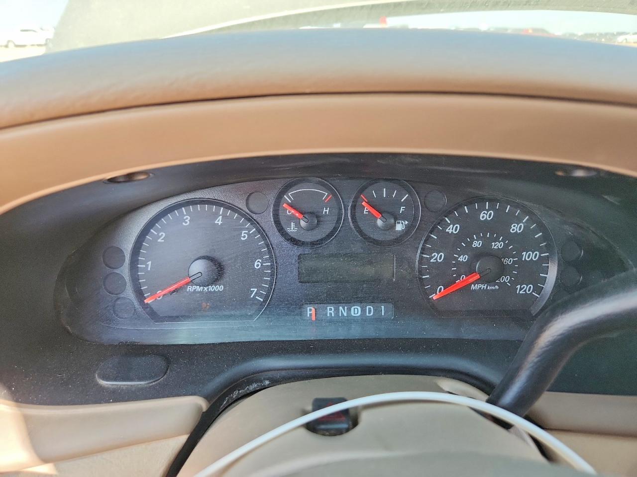 Ford Taurus Se