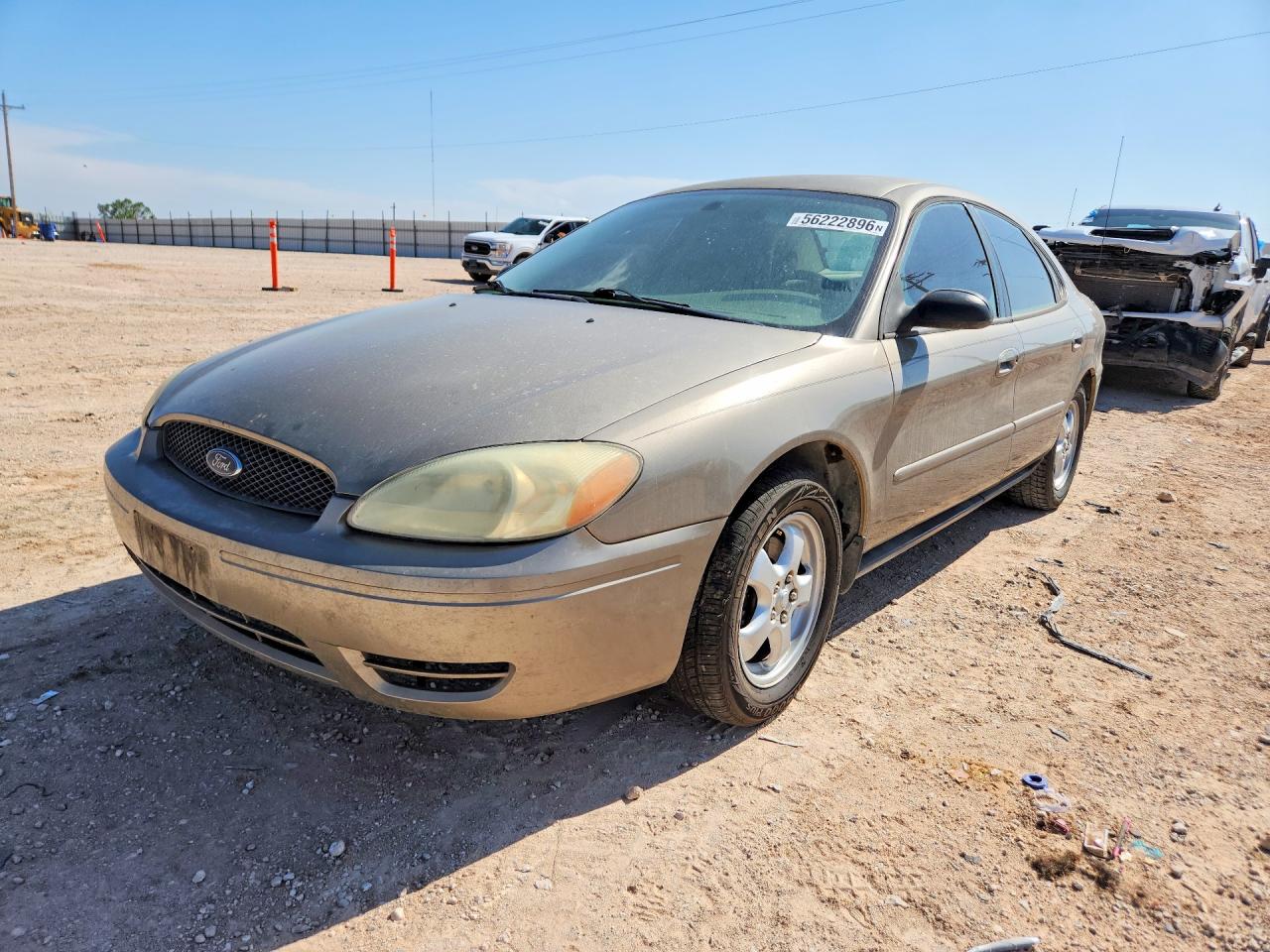 Salvage Ford Taurus Image