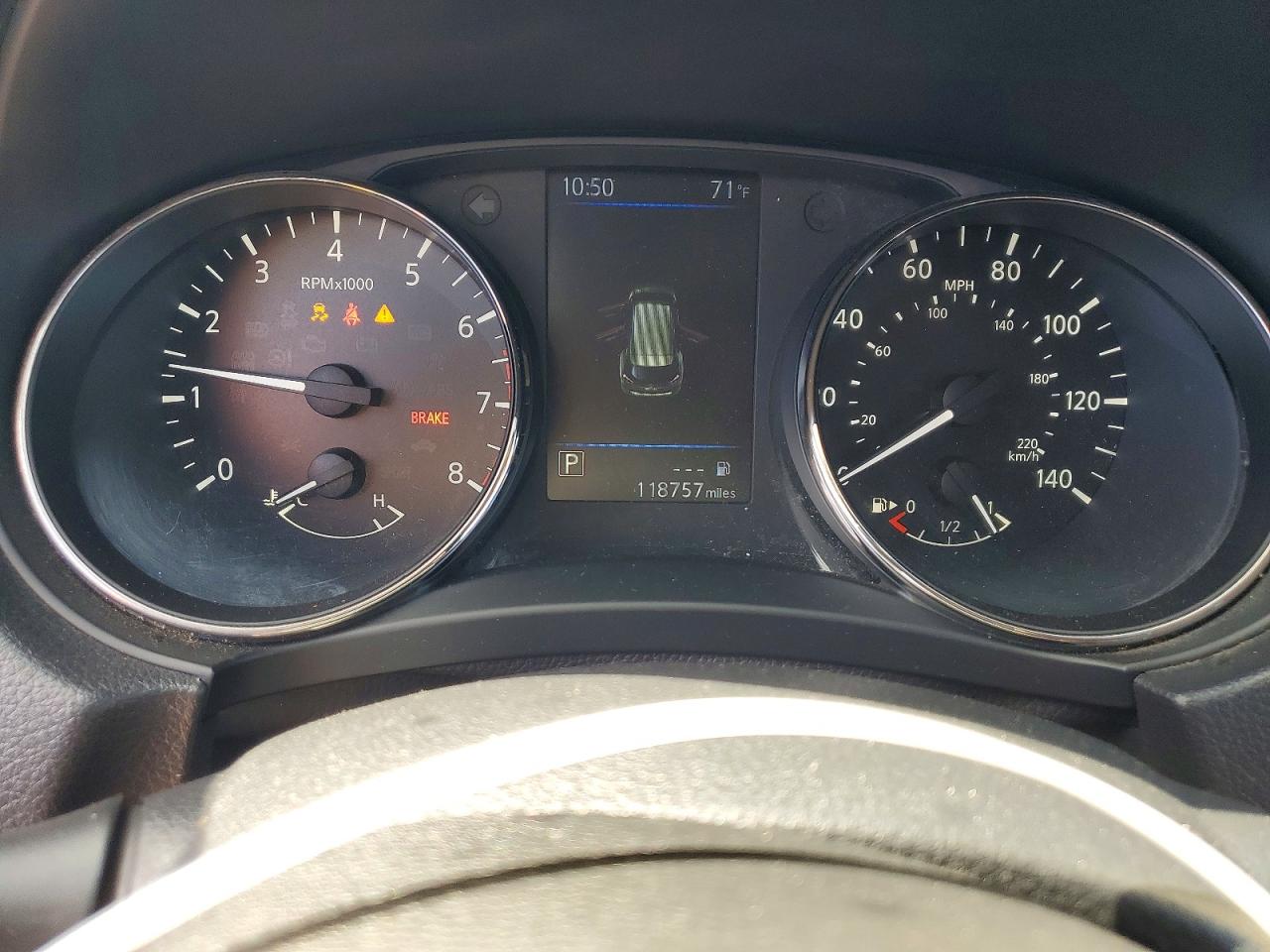 Nissan Rogue S