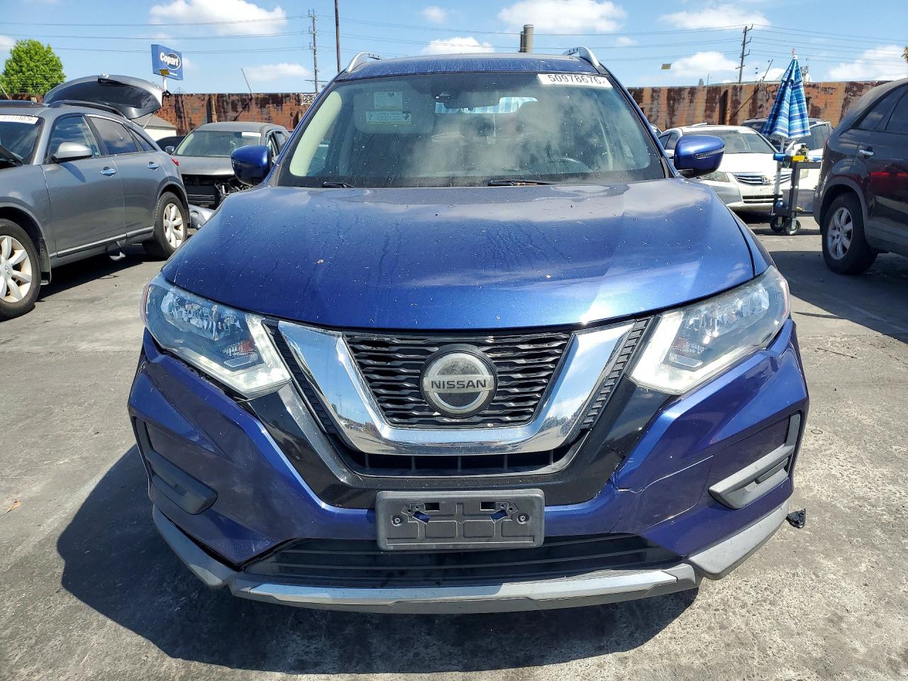 Nissan Rogue S