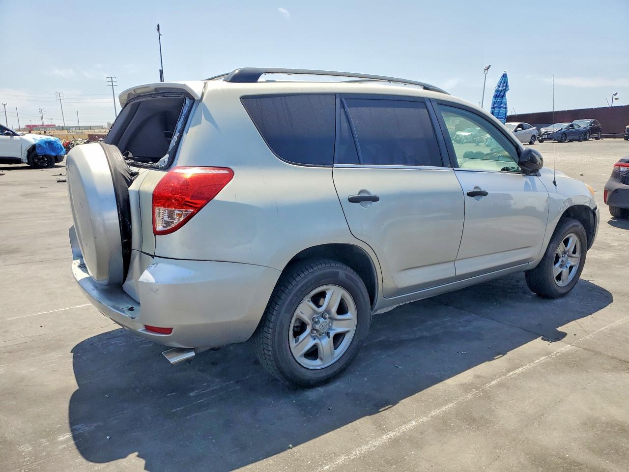 Toyota RAV4 Base
