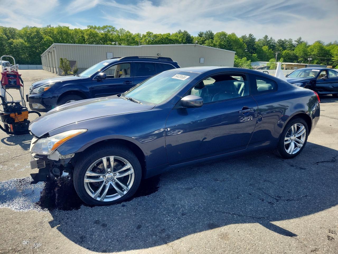 Salvage INFINITI G37 Image