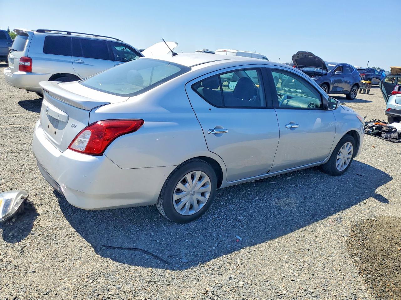Nissan Versa Sv