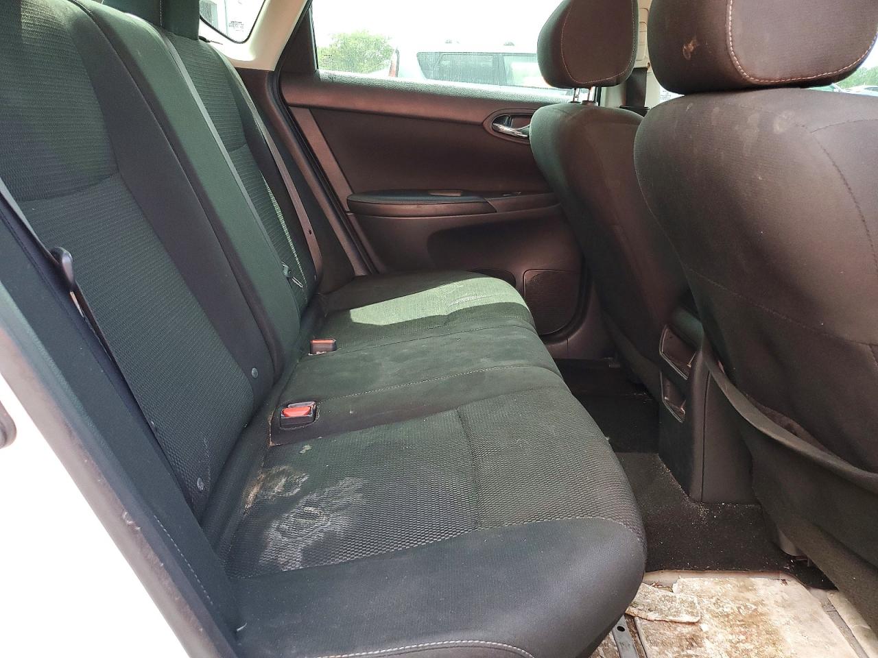 Nissan Sentra S