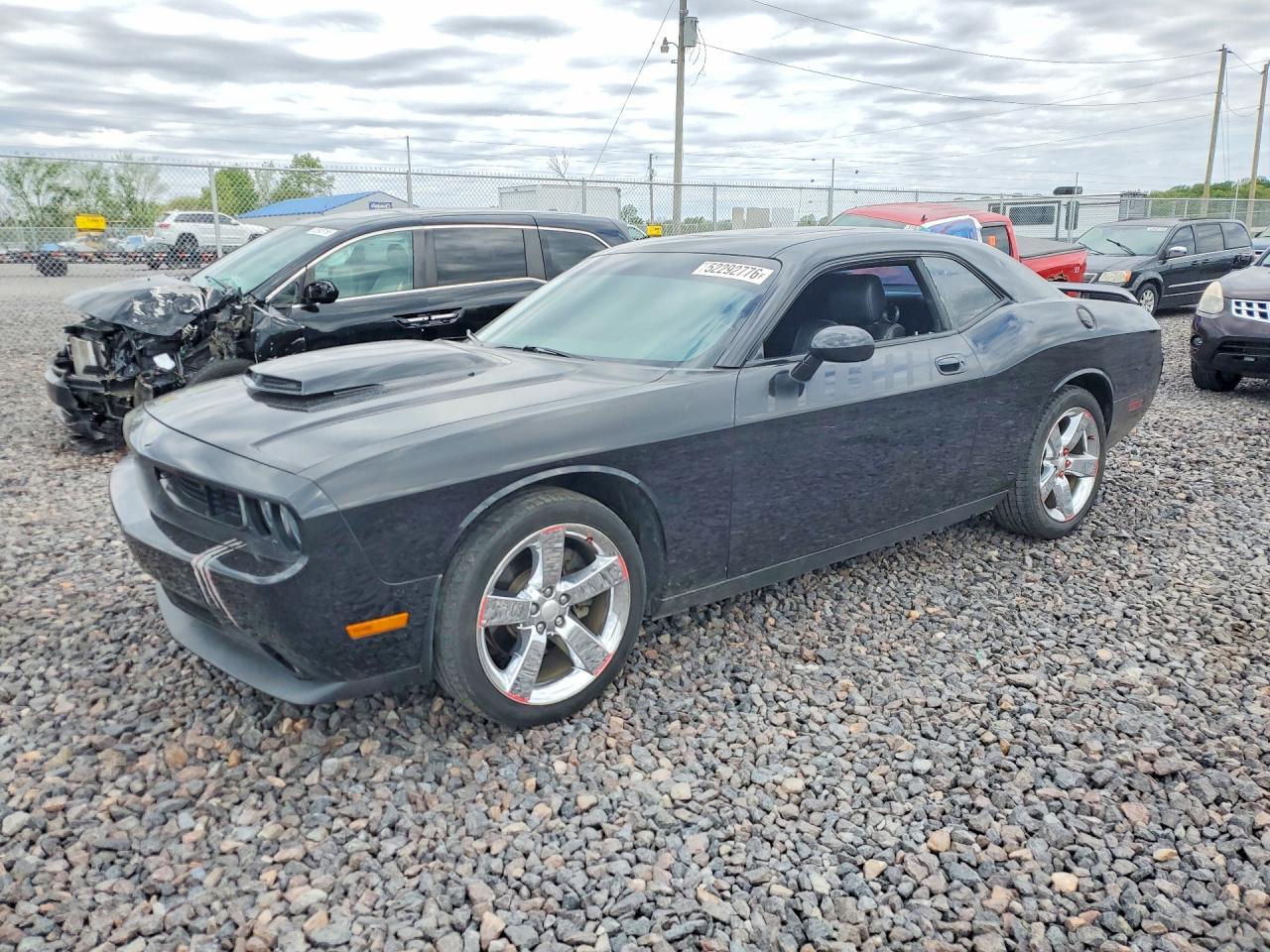 Salvage Dodge Challenger Image