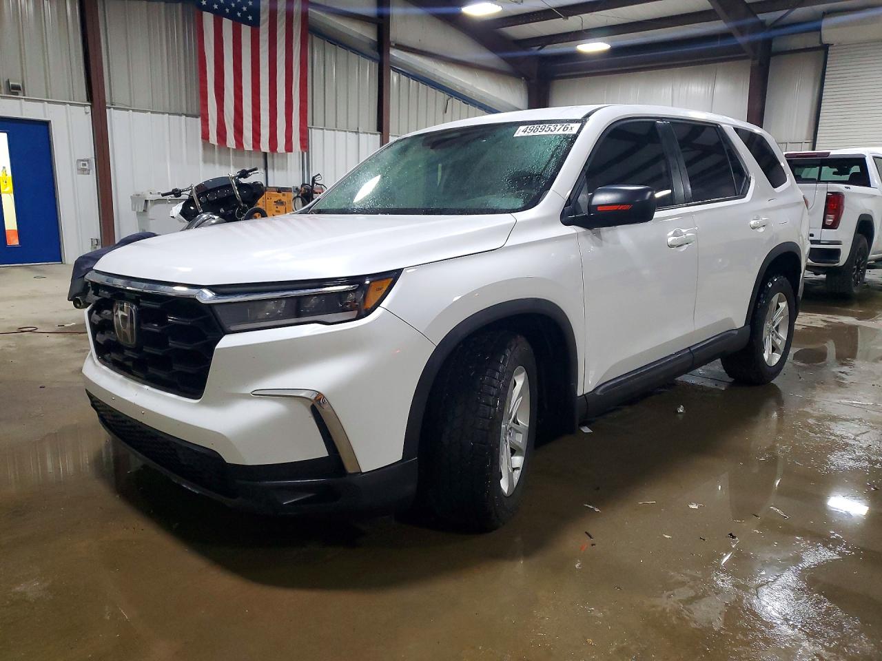 Salvage Honda Pilot Image