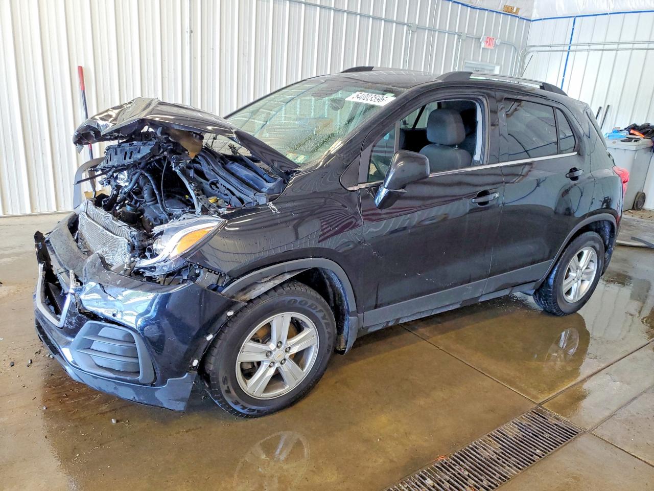 Salvage Chevrolet Trax Image