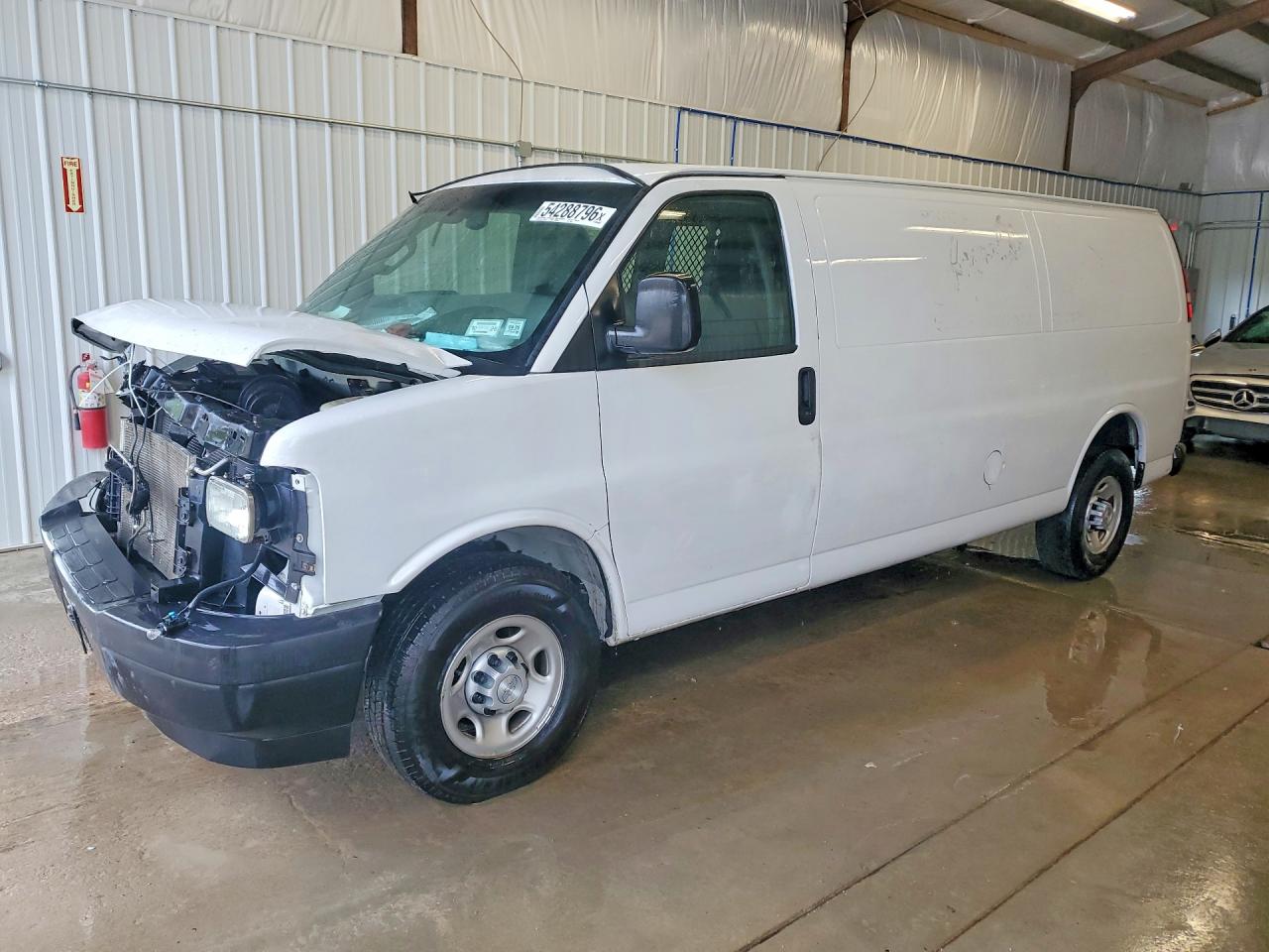 Salvage Chevrolet Express Image