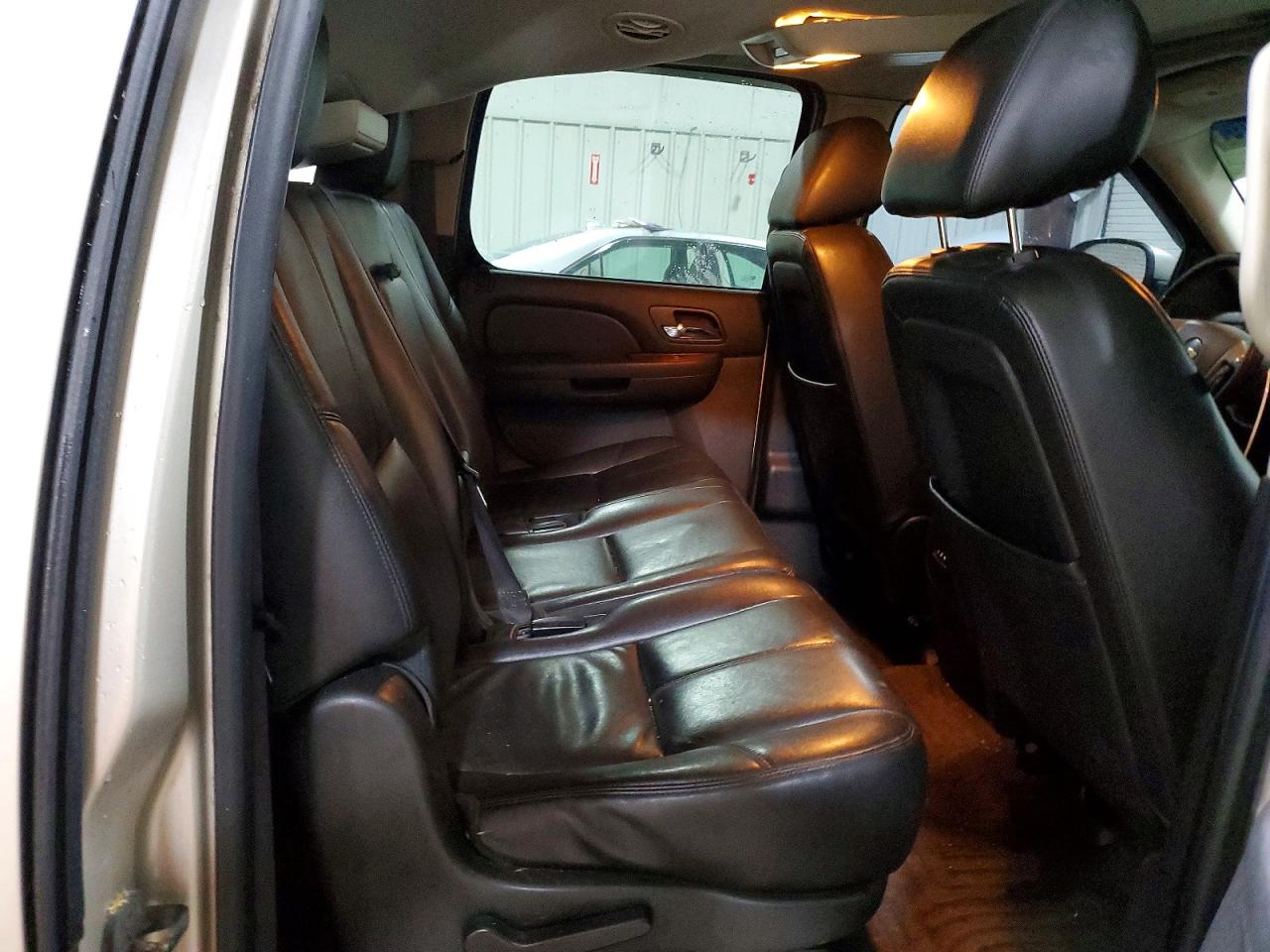 Chevrolet Suburban K1500 Lt