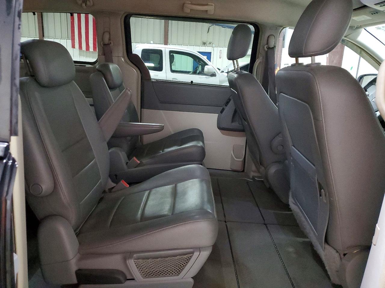 Dodge Caravan Sxt