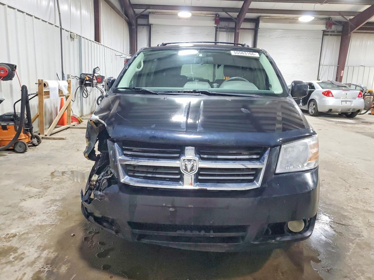 Dodge Caravan Sxt