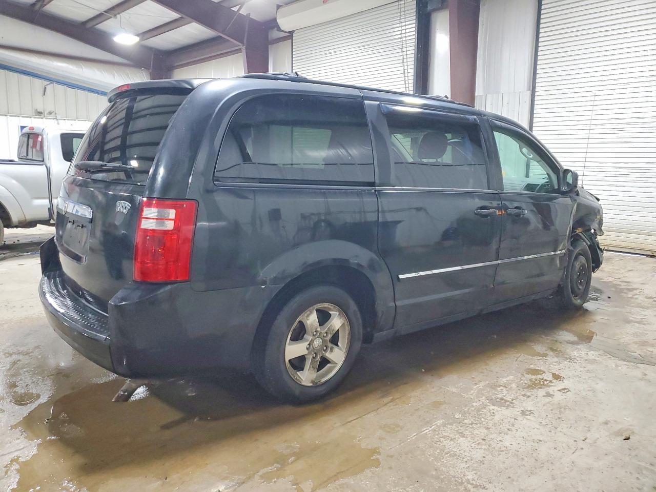 Dodge Caravan Sxt