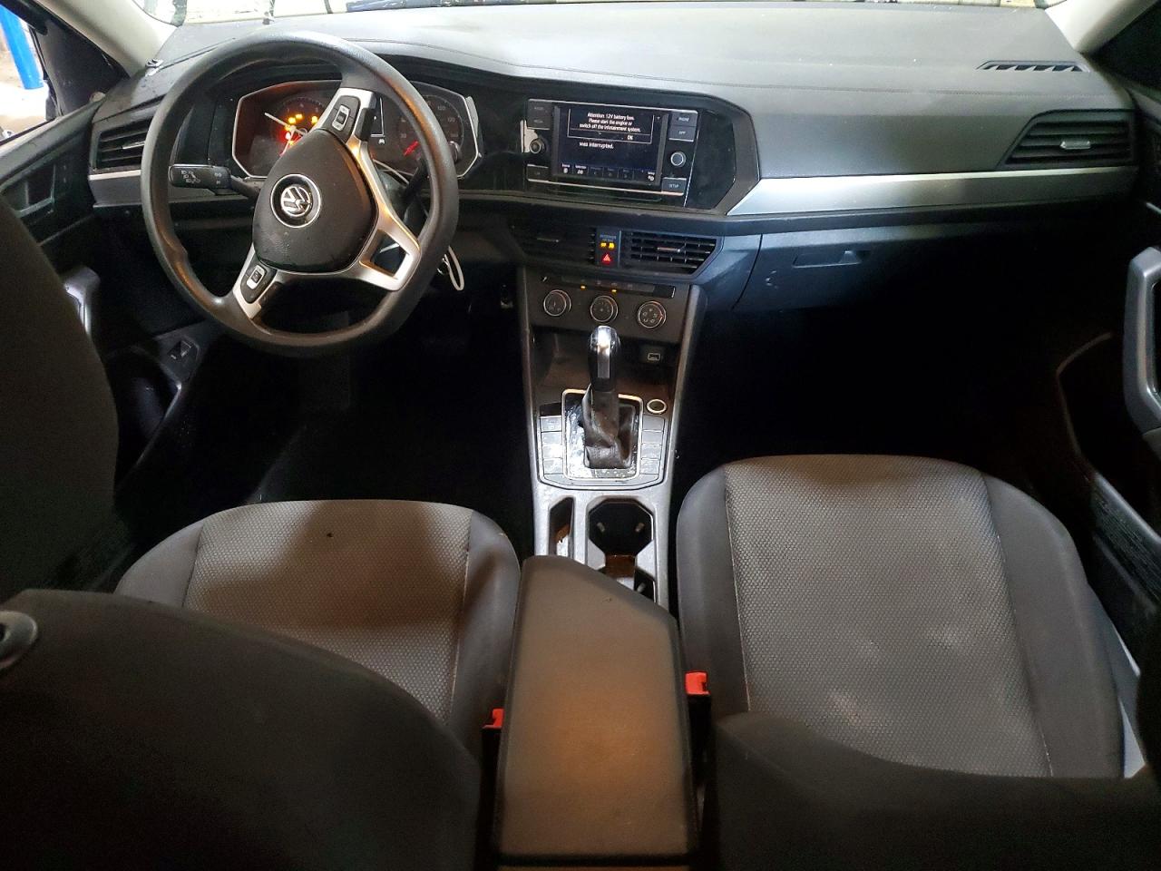 Volkswagen Jetta S