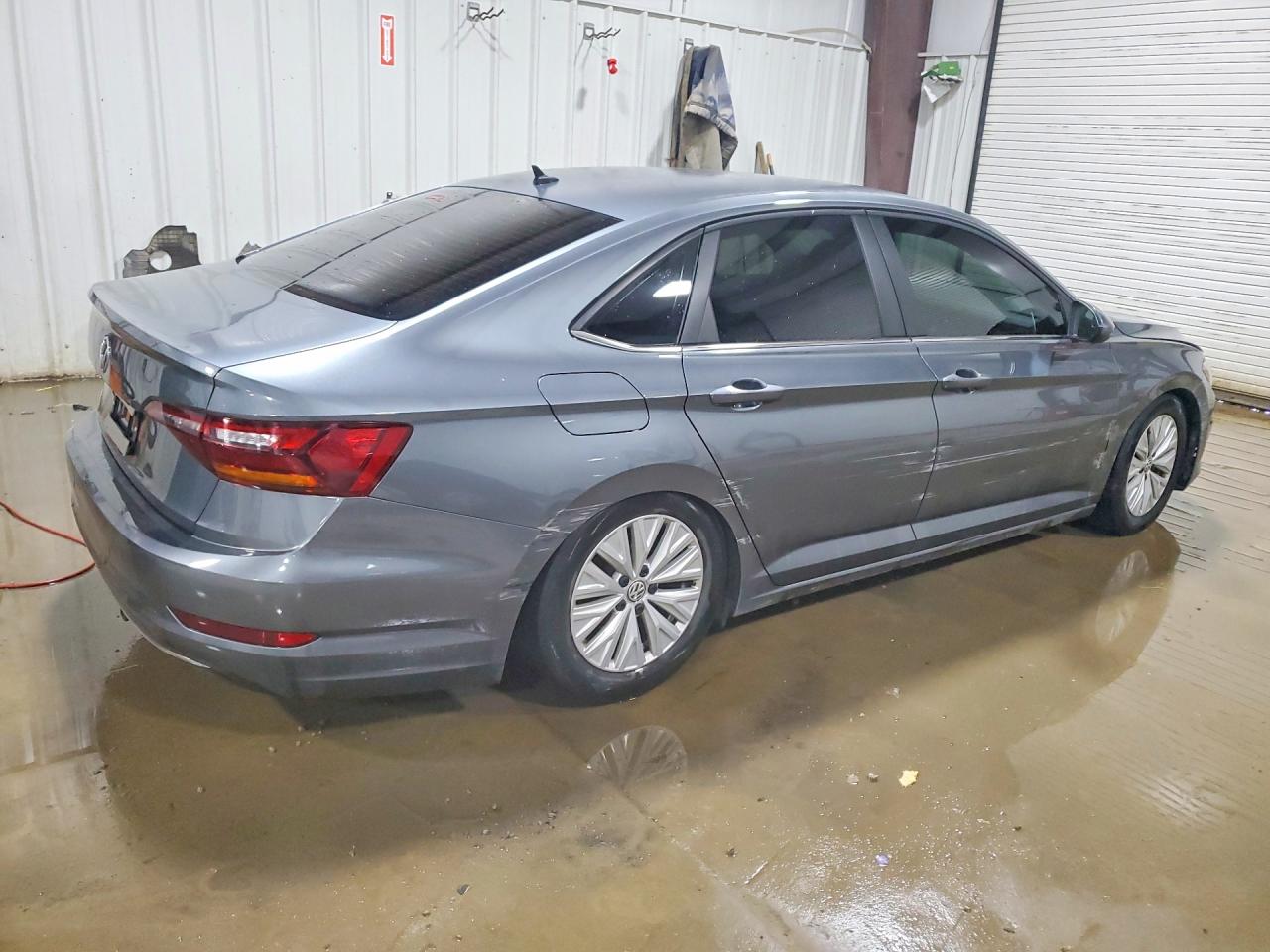 Volkswagen Jetta S