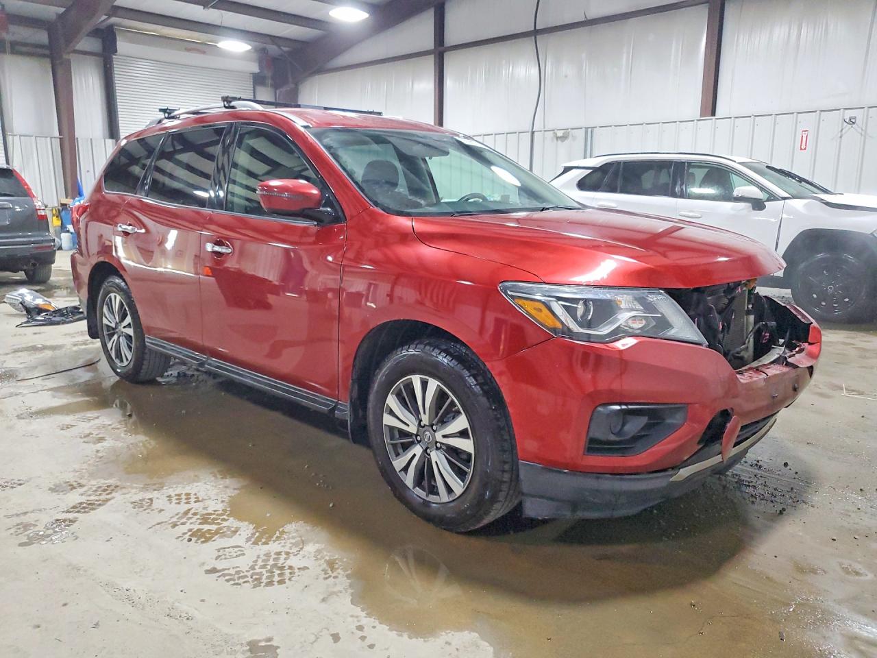 Nissan Pathfinder S