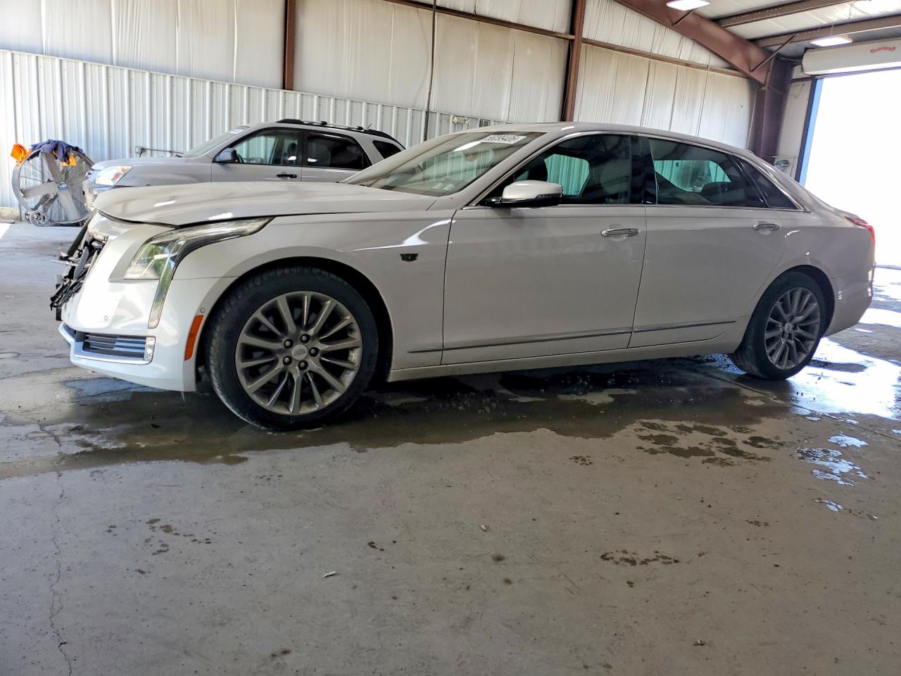 Salvage Cadillac CT6 Image