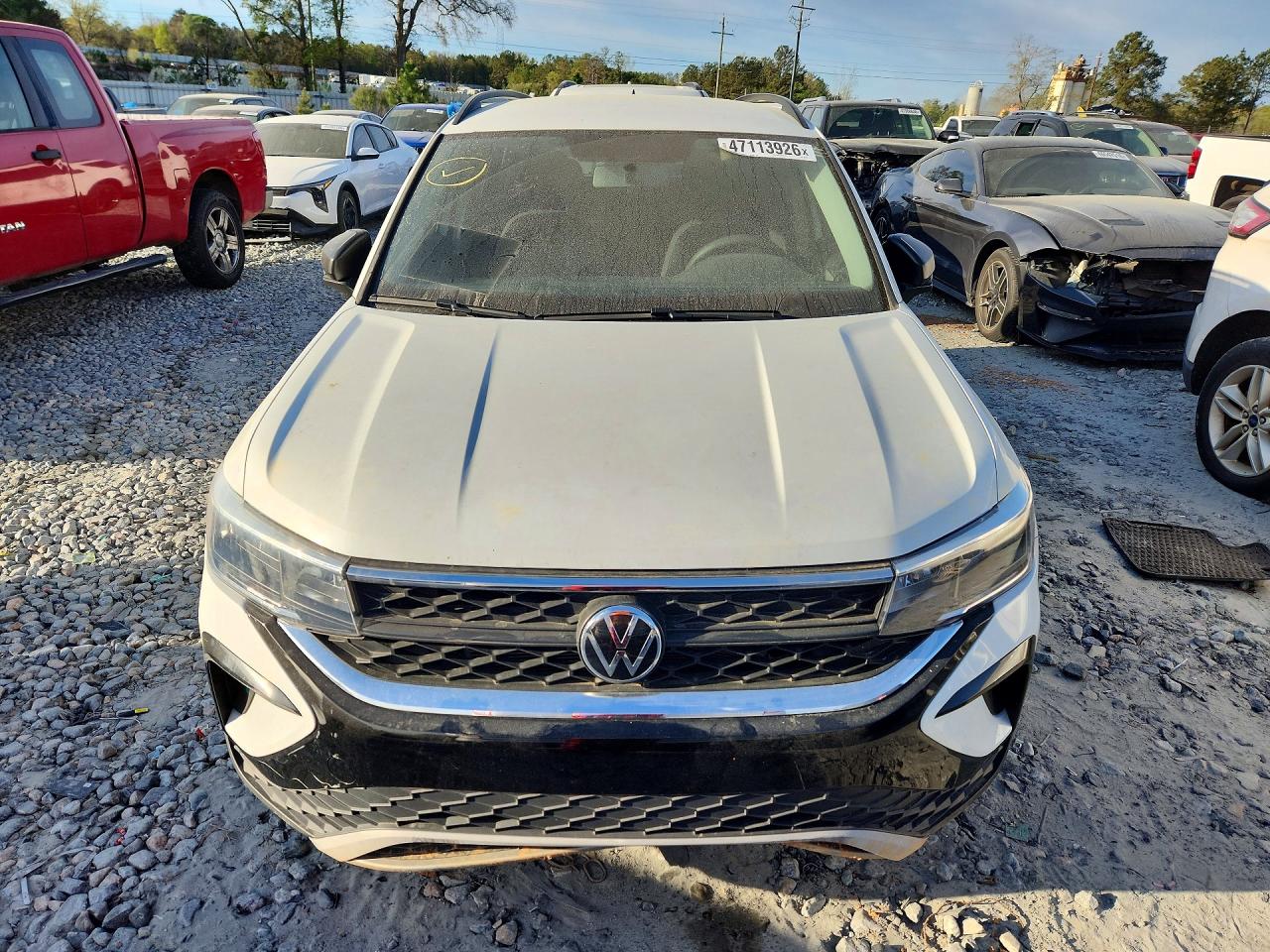 Volkswagen Taos S