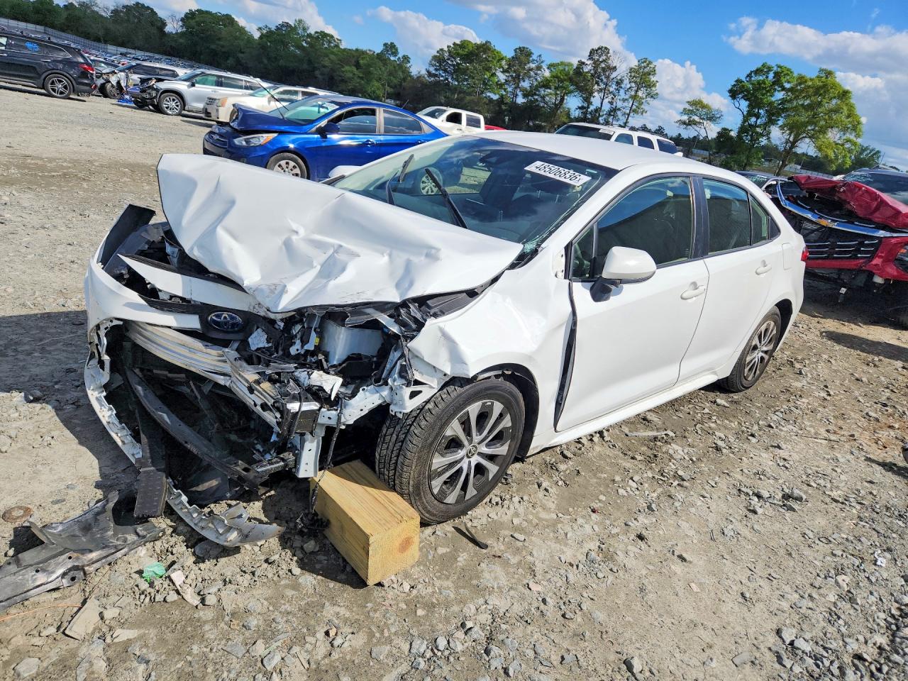 Salvage Toyota Corolla Image