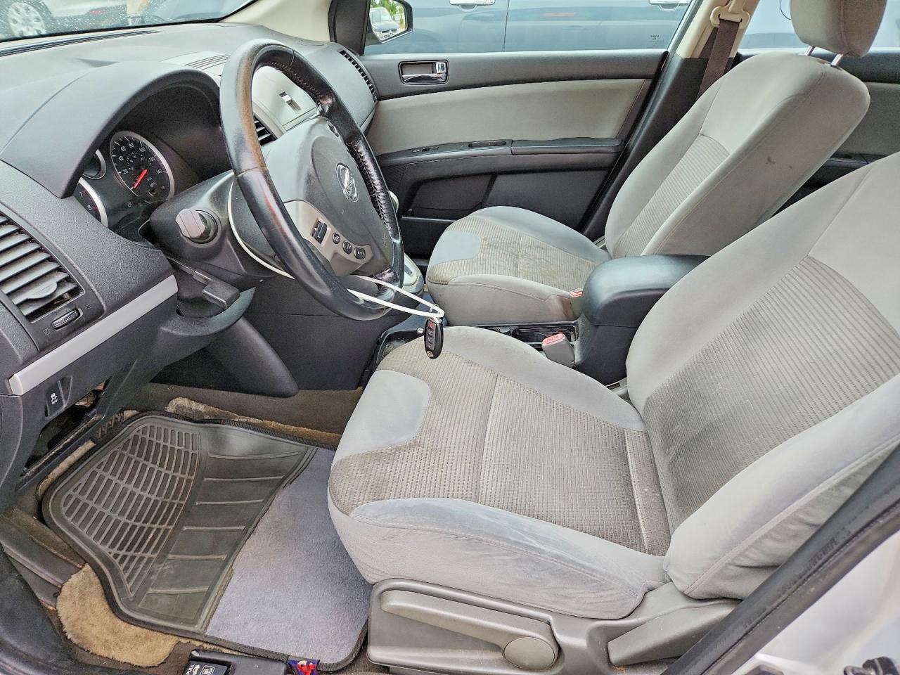 Nissan Sentra 2.0