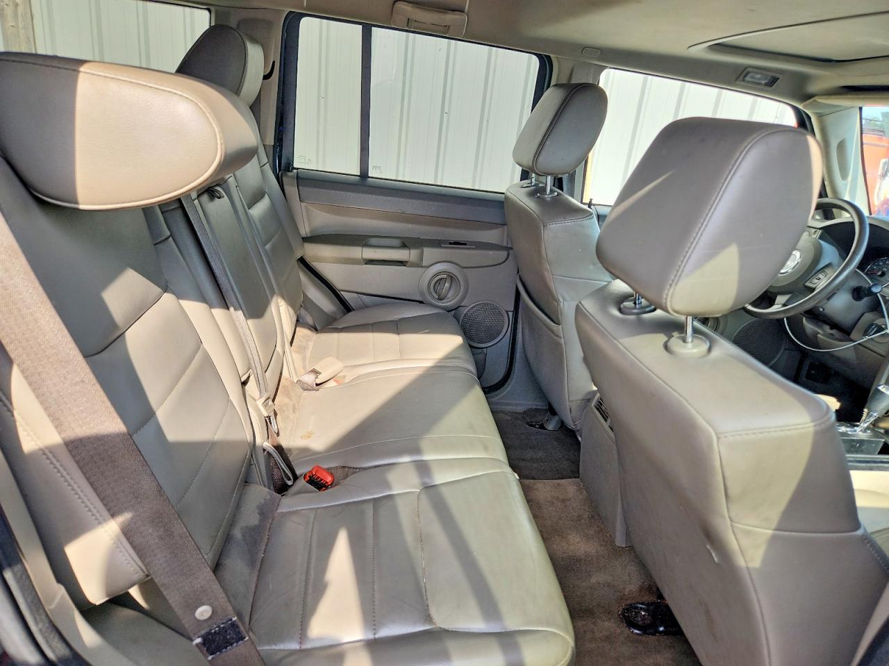 Jeep Commander