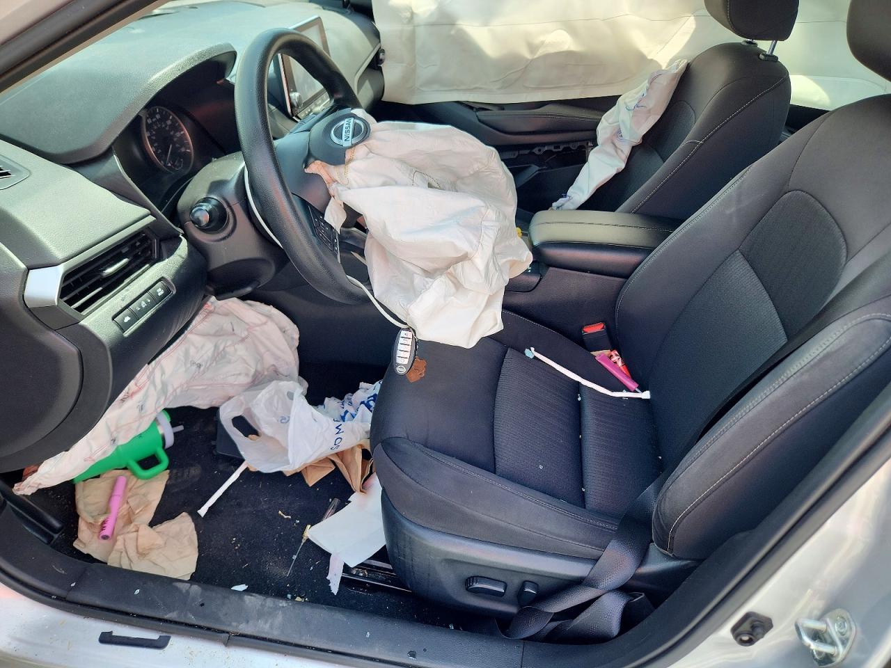Nissan Altima S