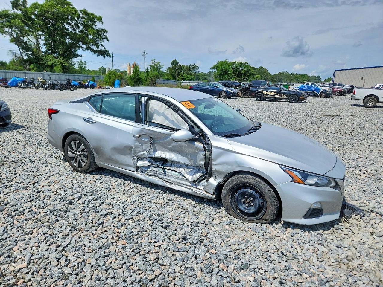 Nissan Altima S