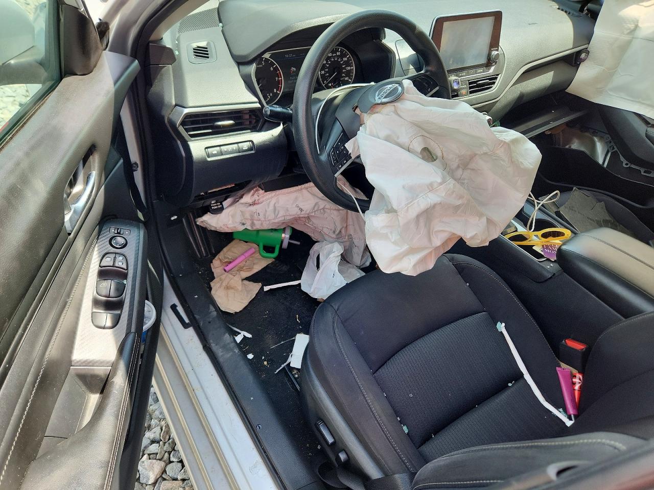 Nissan Altima S