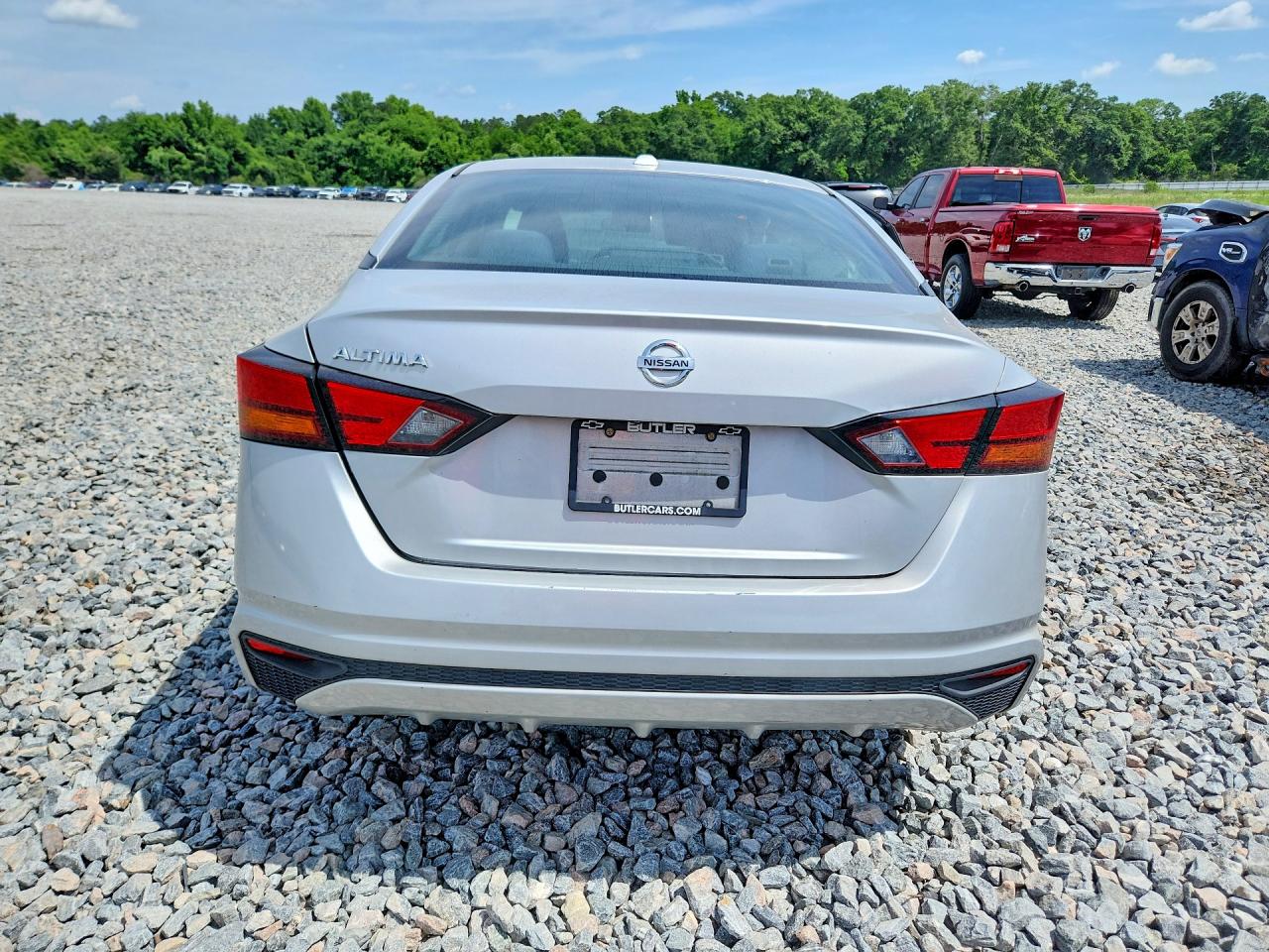 Nissan Altima S