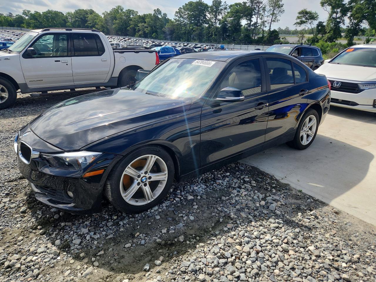 Salvage BMW 3 Series Image