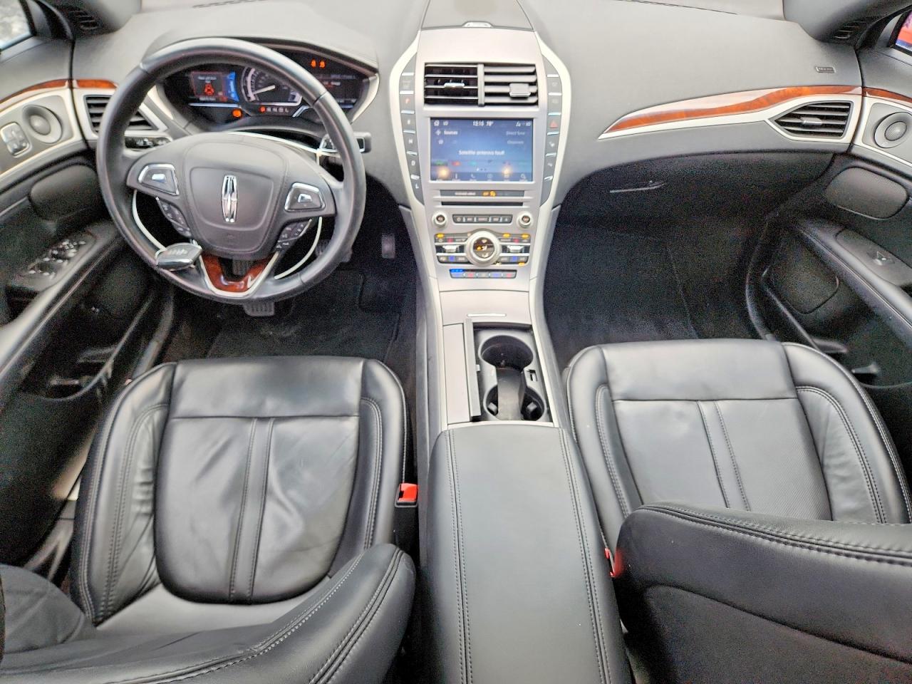 Lincoln MKZ Reserve