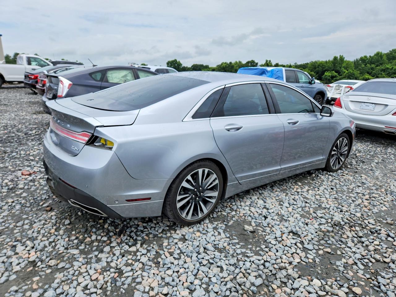 Lincoln MKZ Reserve