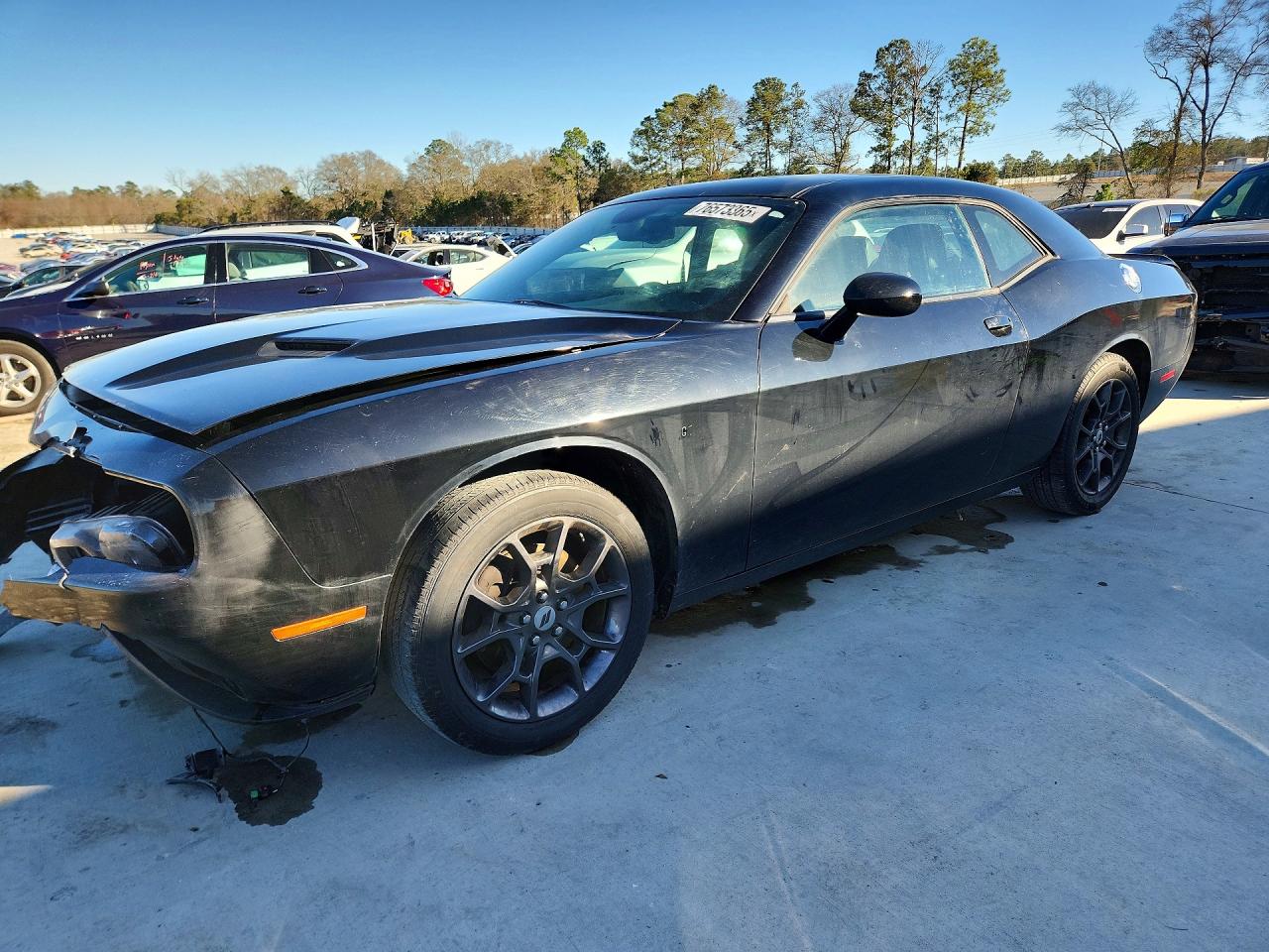 Salvage Dodge Challenger Image