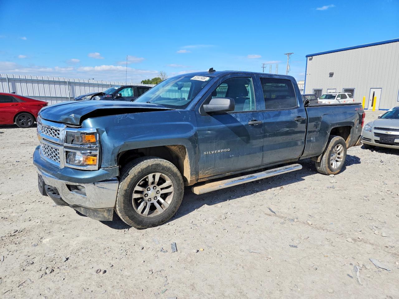 Salvage Chevrolet Silverado Image