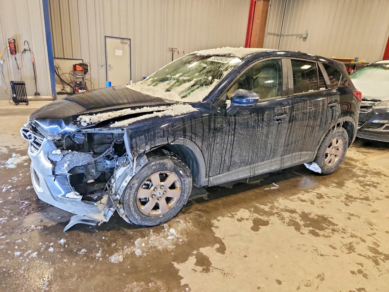 Salvage Mazda Cx Image