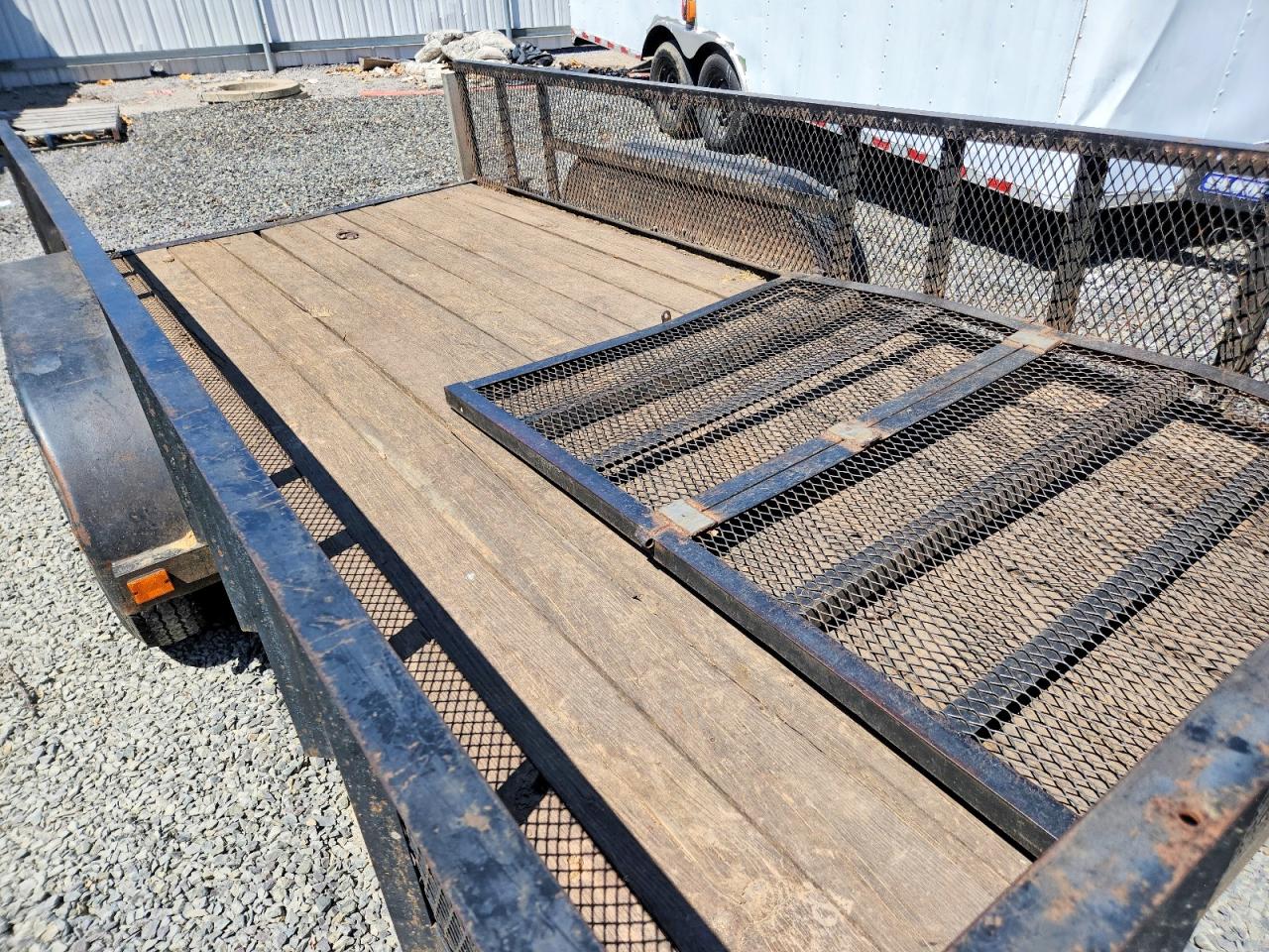 Carry-On Trailer