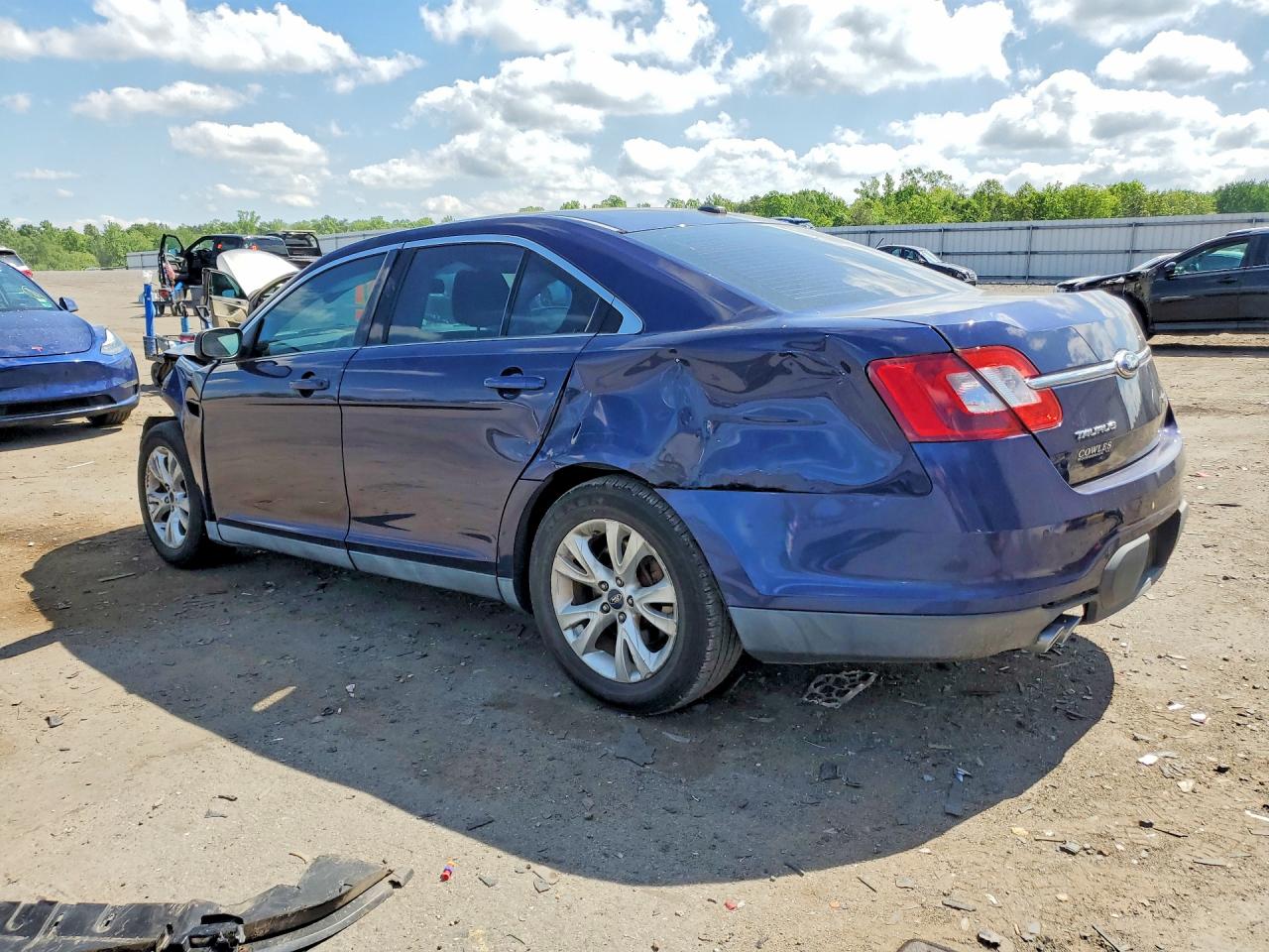 Ford Taurus Sel