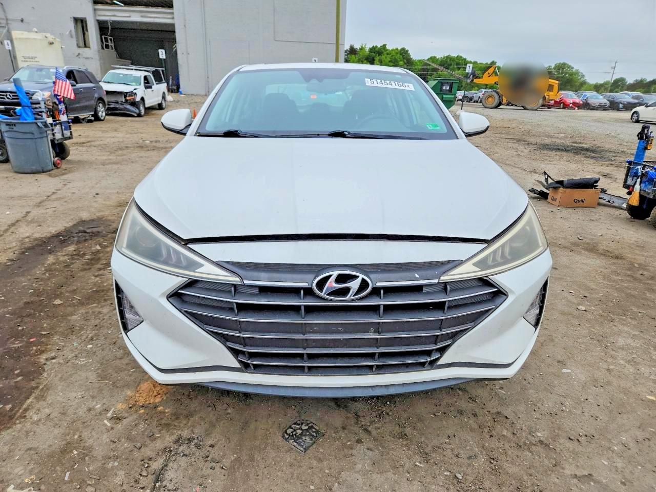 Hyundai ELANTRA Value Edition