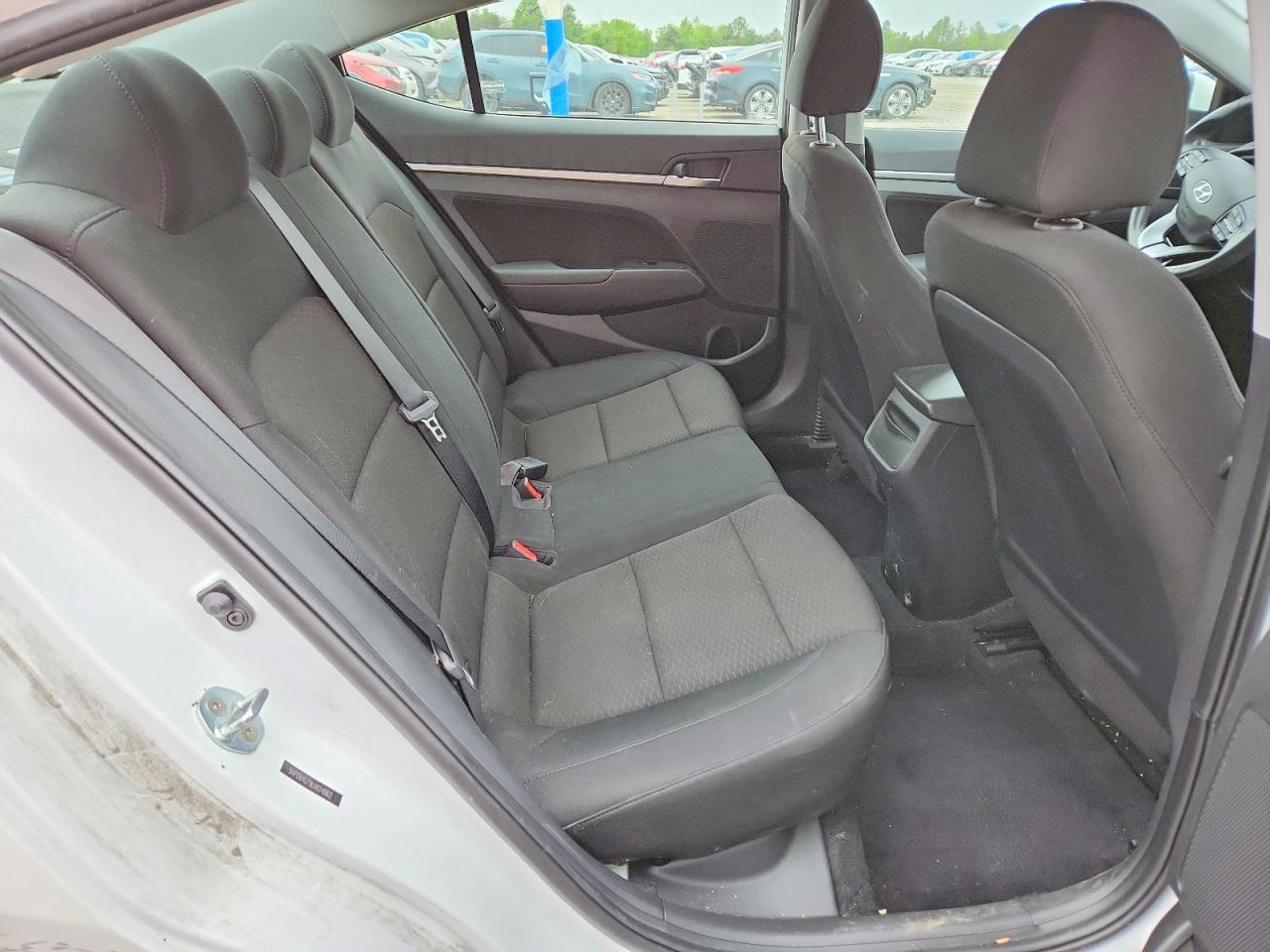 Hyundai ELANTRA Value Edition