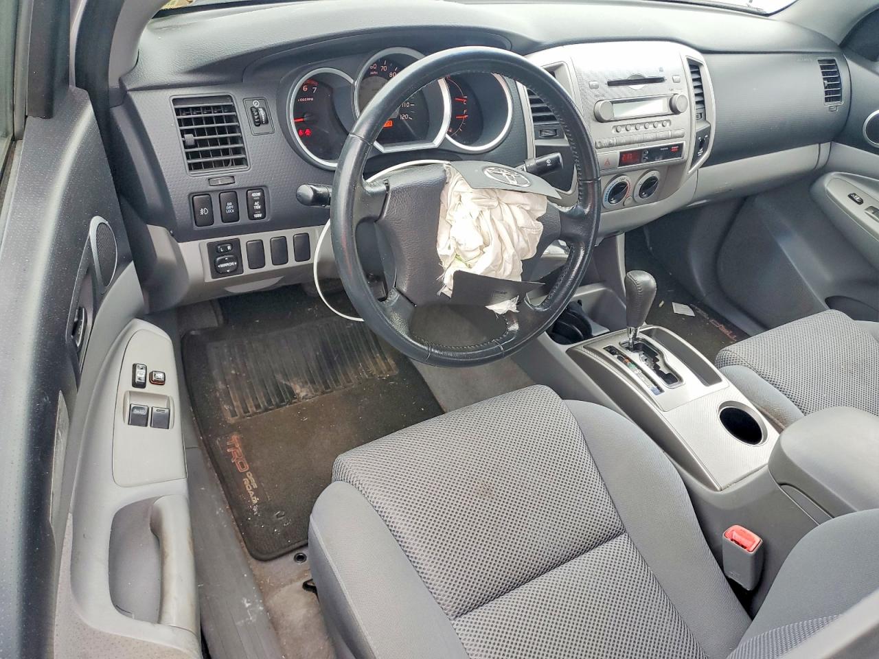 Toyota Tacoma Prerunner Access Cab