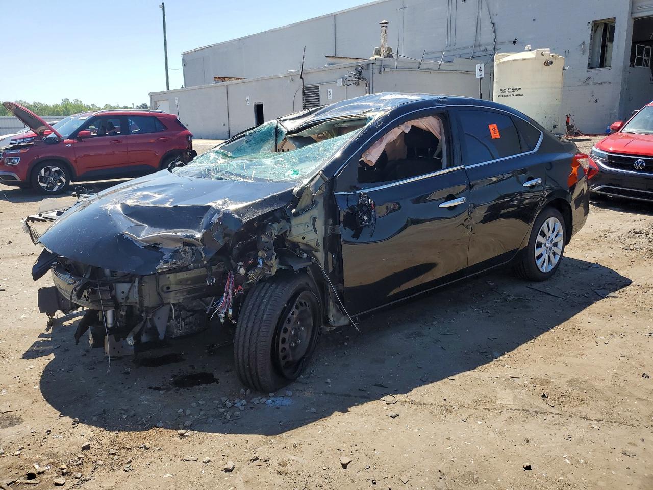 Salvage Nissan Sentra Image