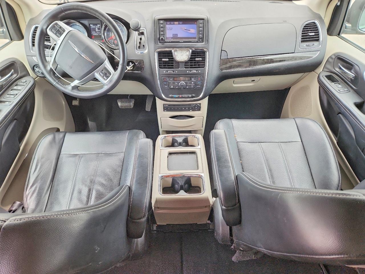 Chrysler Minivan Touring L