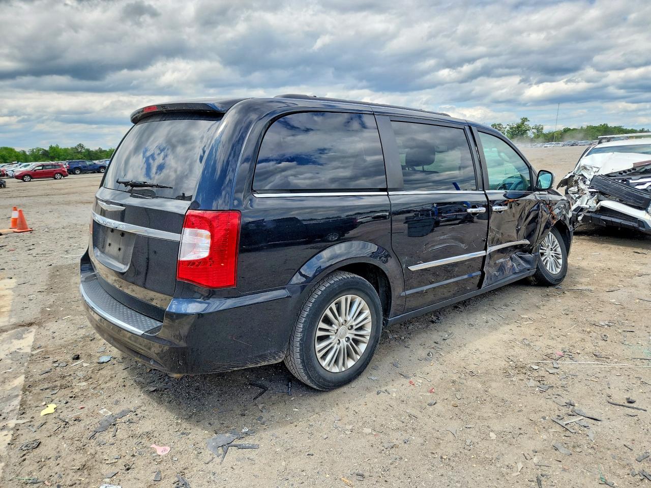 Chrysler Minivan Touring L